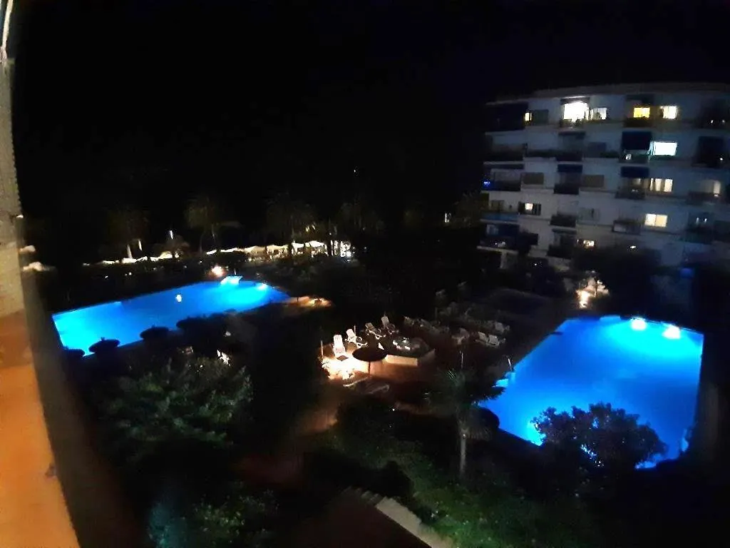 Estudio De Ensueno A Pie De Playa En Marbella En El Skol 0*,