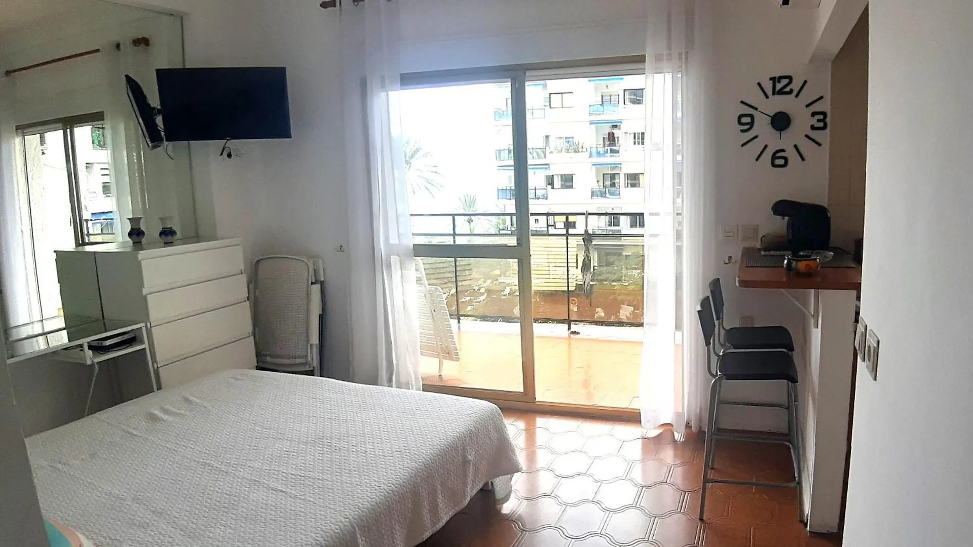 Apartment Estudio De Ensueno A Pie De Playa En Marbella En El Skol Spain